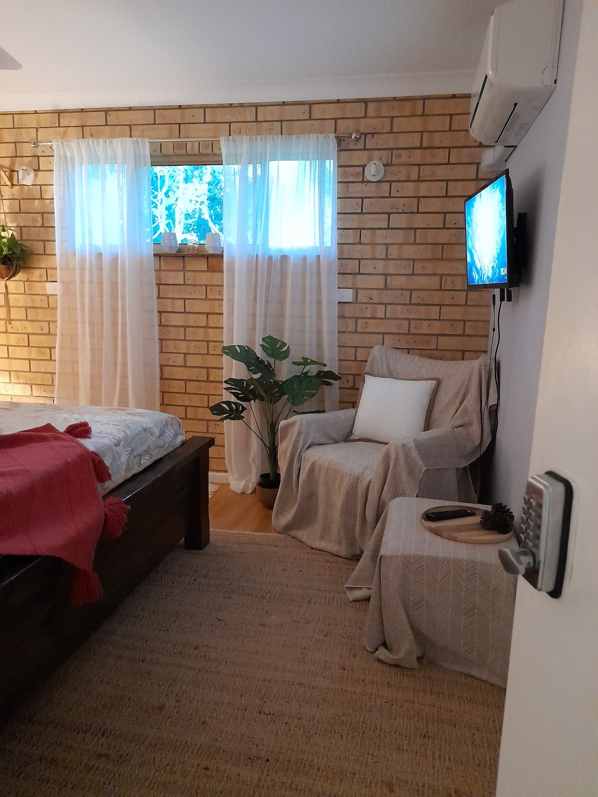 King bed, guest bathroom, spa in country home