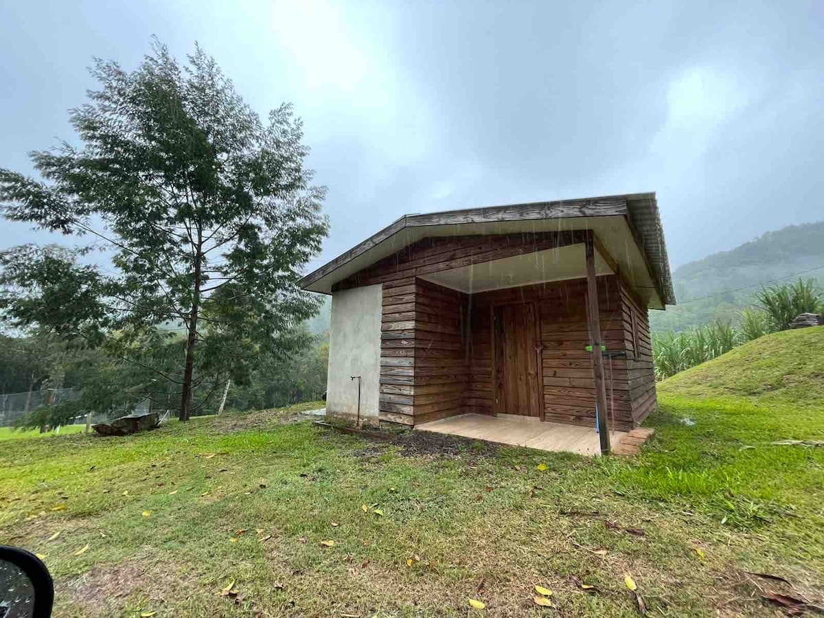 Cabana em meio a natureza Ilha Nova interior