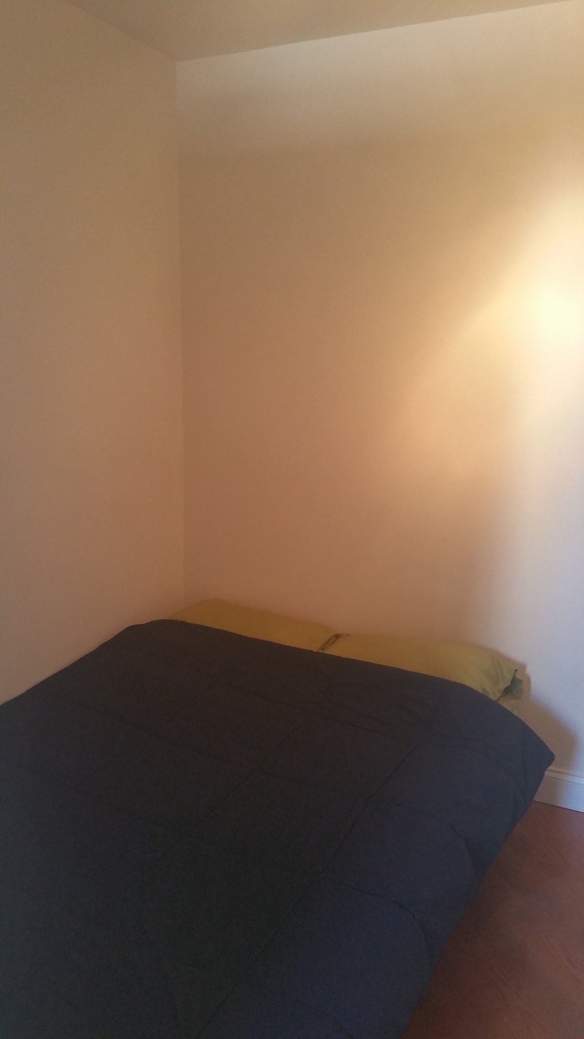 舒适的卧室，位于UWS ，距离CPW仅几步之遥！ ！