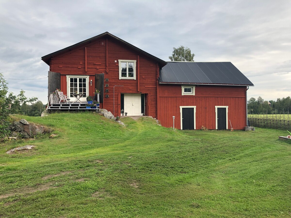 位于美丽的Hälsingland ，独特而迷人的谷仓