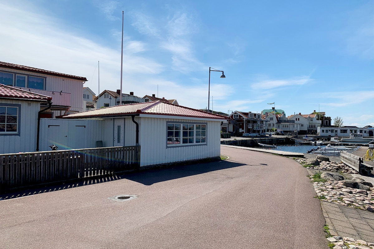 Boende på Styrsö med havet utanför fönstret