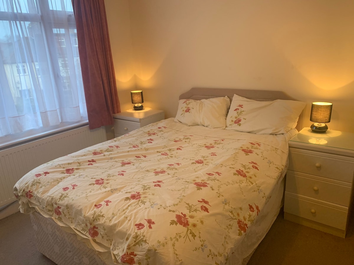 Bounds Green N11-仅£ 660PCM （ 22英镑） -RM02