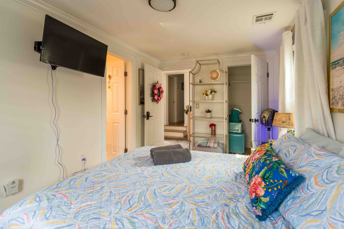 Bibi海滩氛围卧室附带浴室红岸