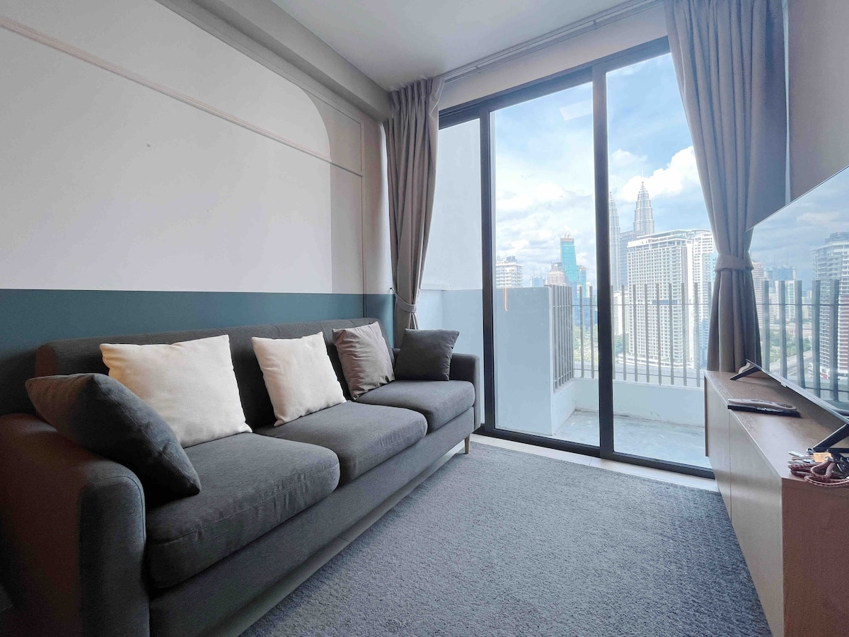 优雅的吉隆坡城中城景观单间公寓@ Colony @ Infinitum