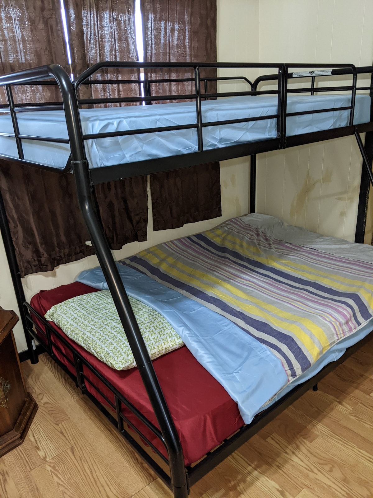 Room DBL bunk Bed, Shared 2ND Floor APT@N/Falls NY