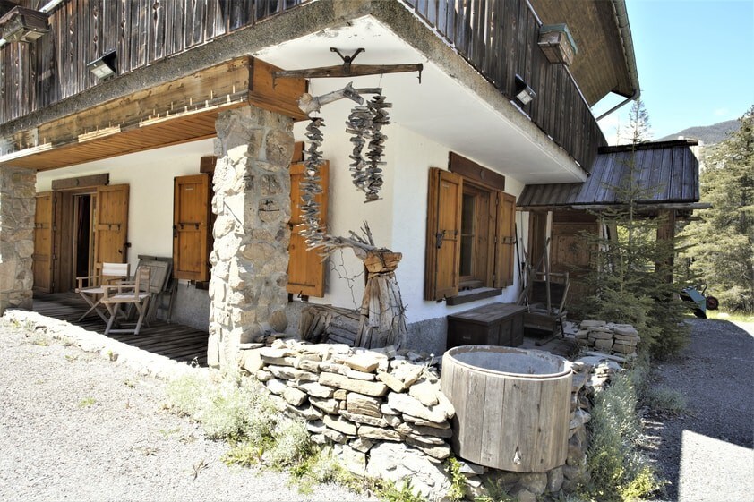 Appartement au calme, plein sud, avec cheminée