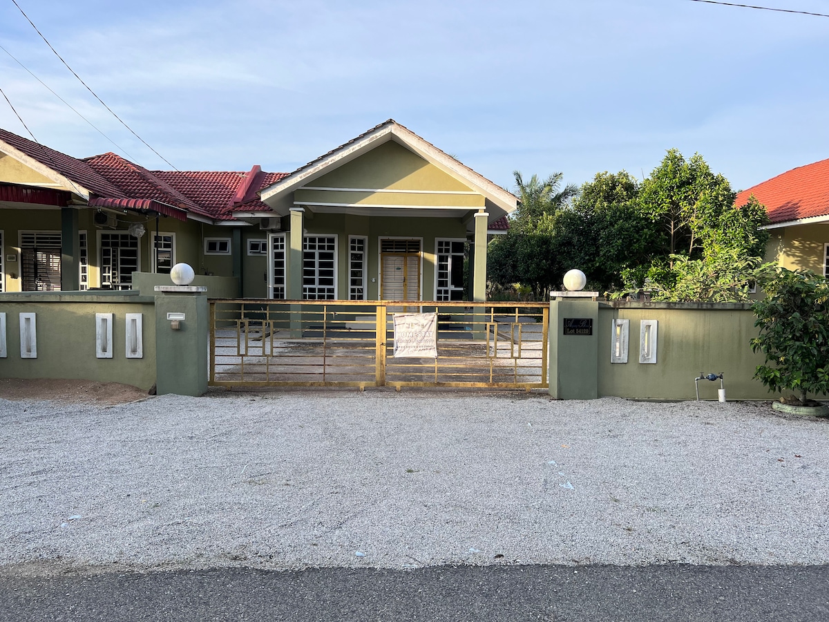 Teratak Anakanda寄宿家庭， Kuala Berang