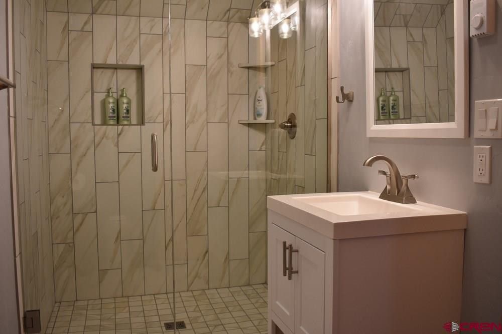 Ouray单间公寓，配备热水浴缸和山景！