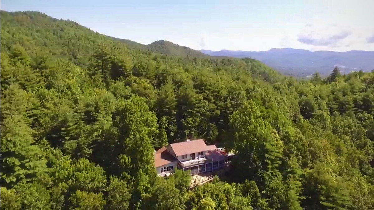 Eagle 's Nest Mountain Top Cabin Retreat