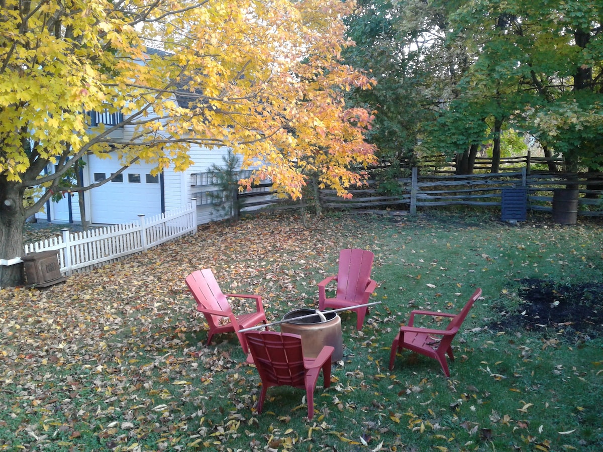 Petite maison chaleureuse au centre du village !