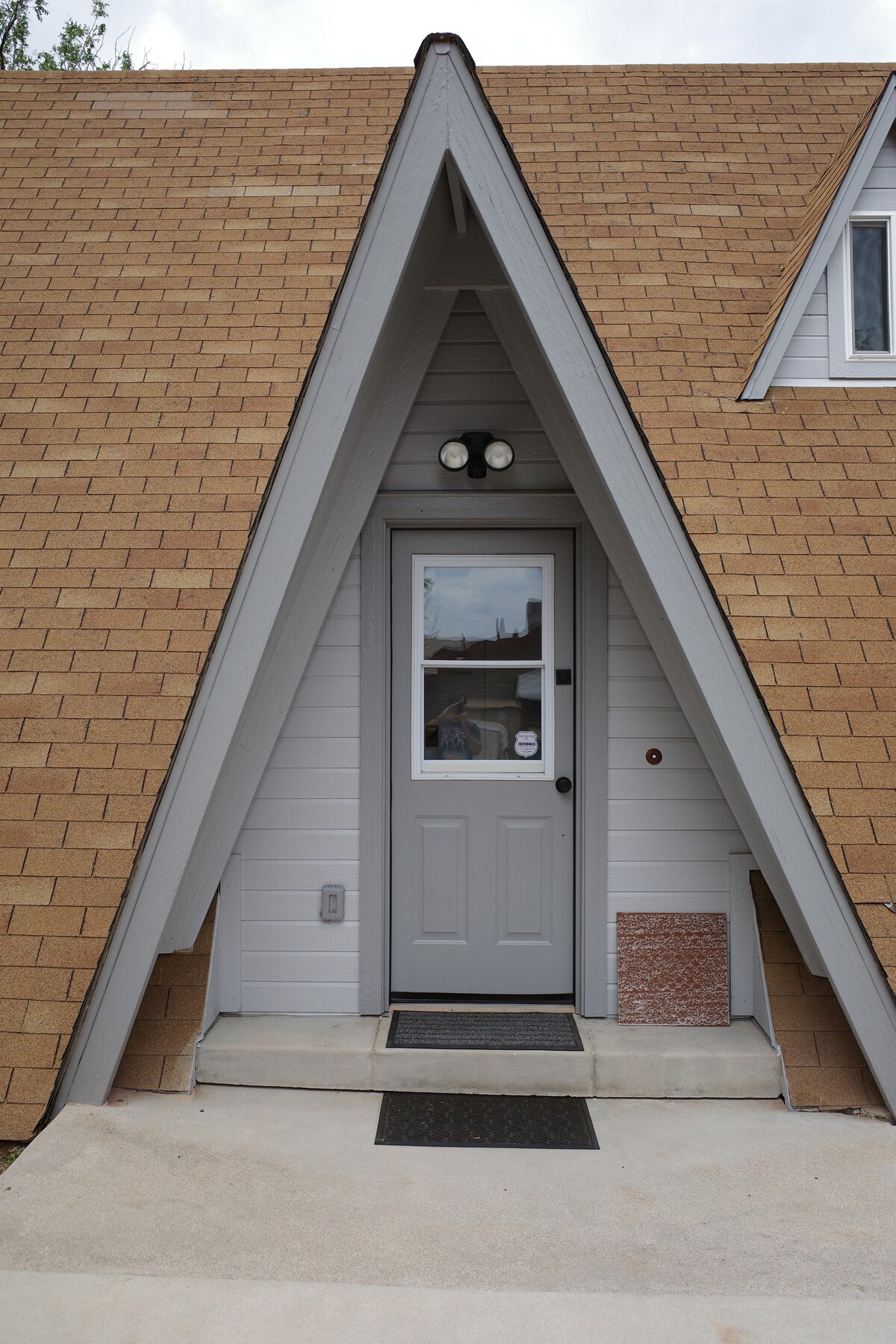 Unique 1960s Completely Remodeled A-frame!