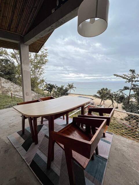 Charming Beach Villa with tub