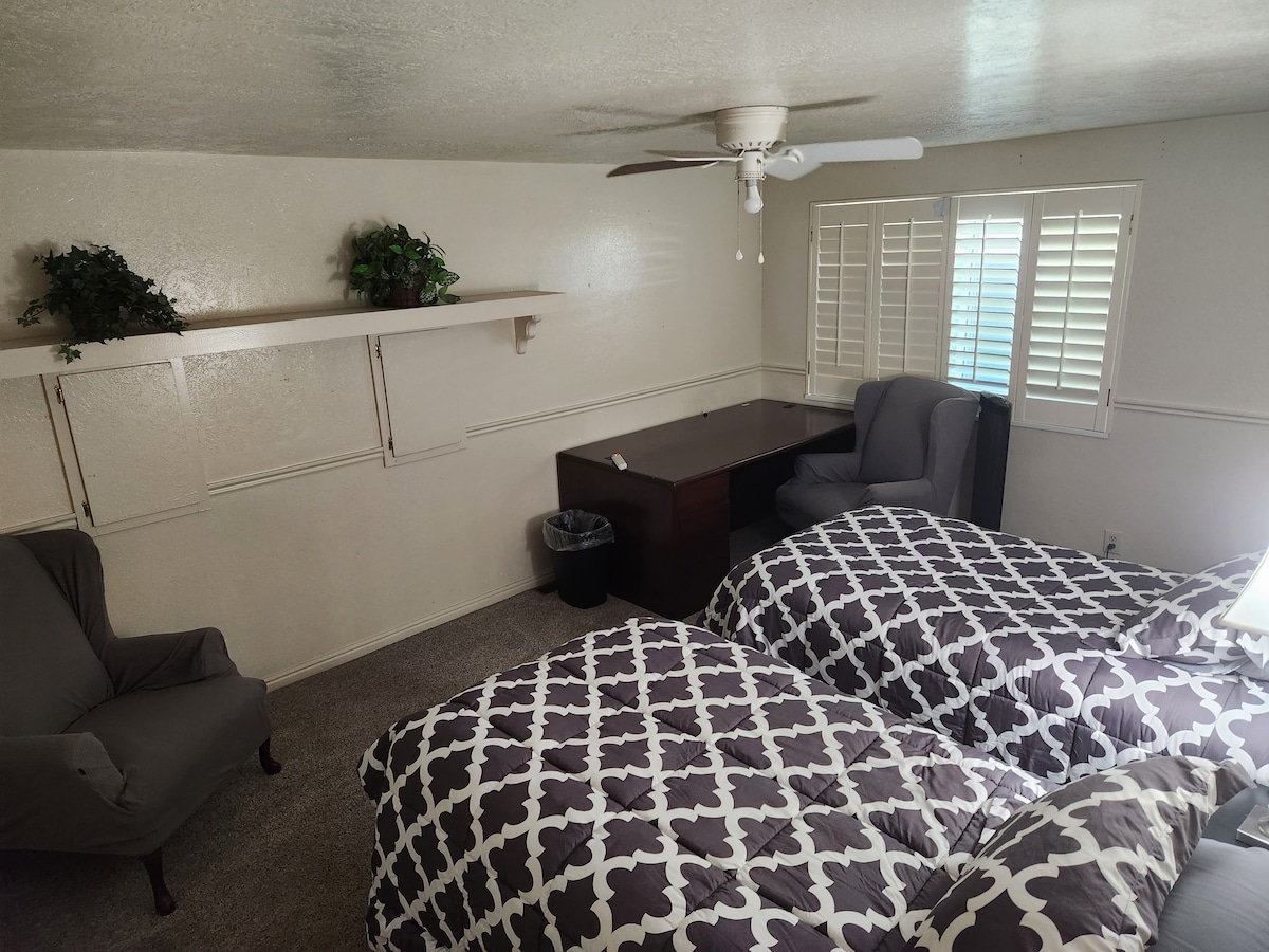 Relaxing 2Twin Bed Private Room + Board Games RM#2