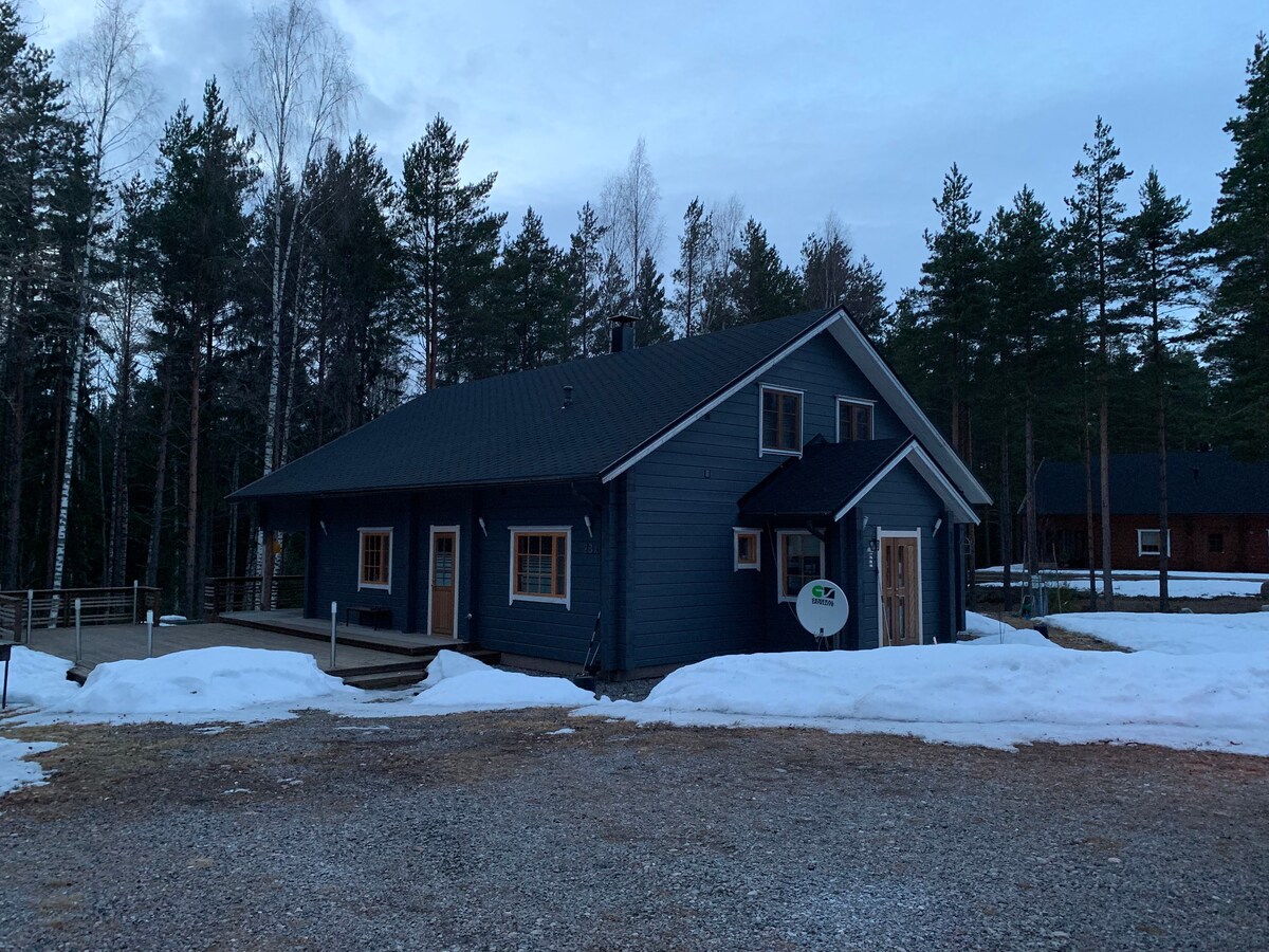 Cozy cottage 220m2 m, sauna, swimming pool, WiFi