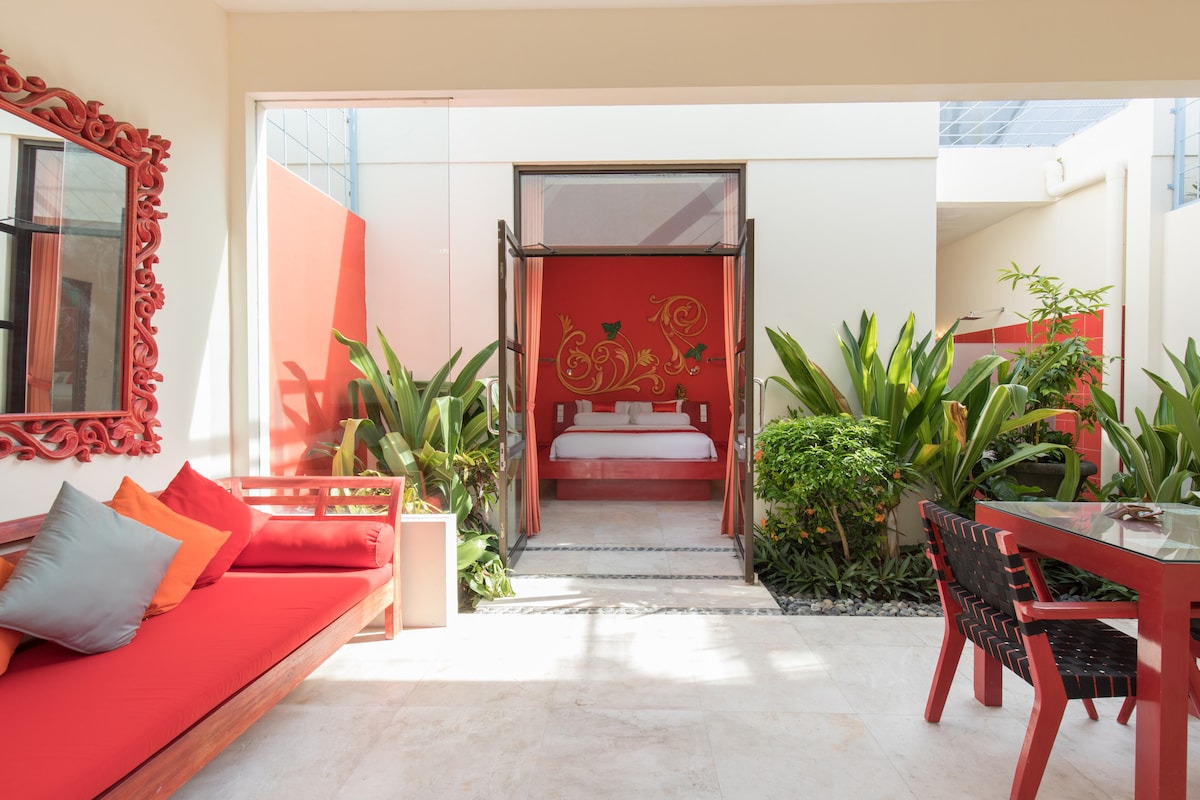 Seminyak 1-bedroom Luxury Poolside