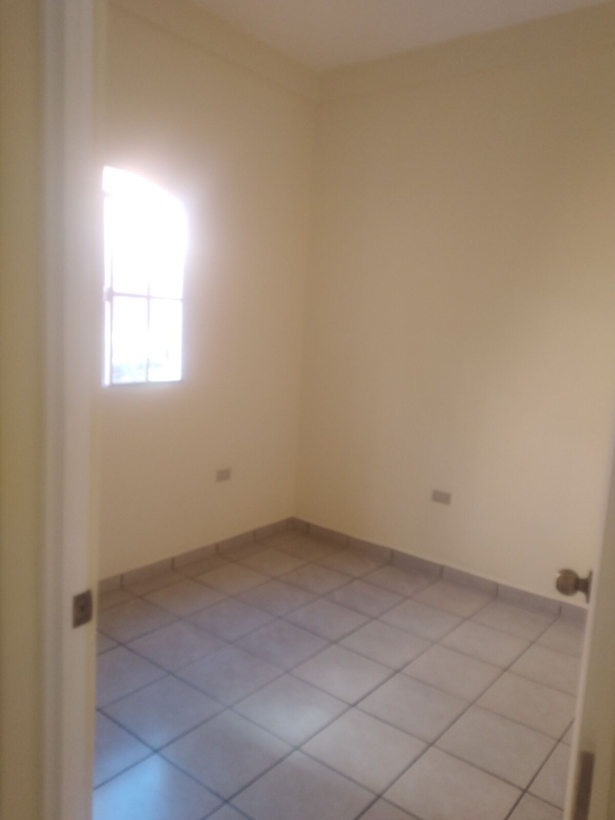 Apartamento recien remodelado, listo para amueblar