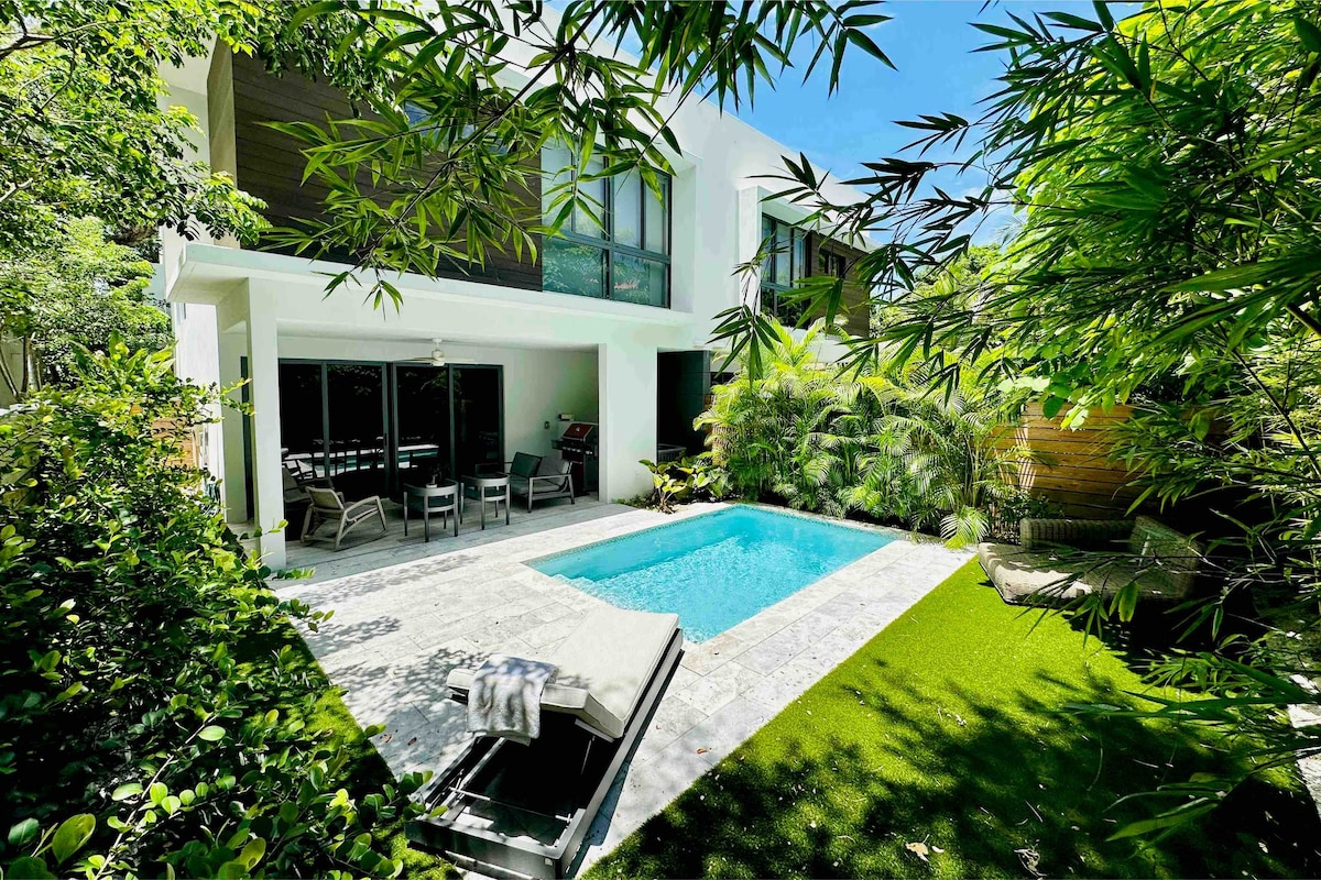 Coconut Grove Luxury Villa （ 4间卧室）