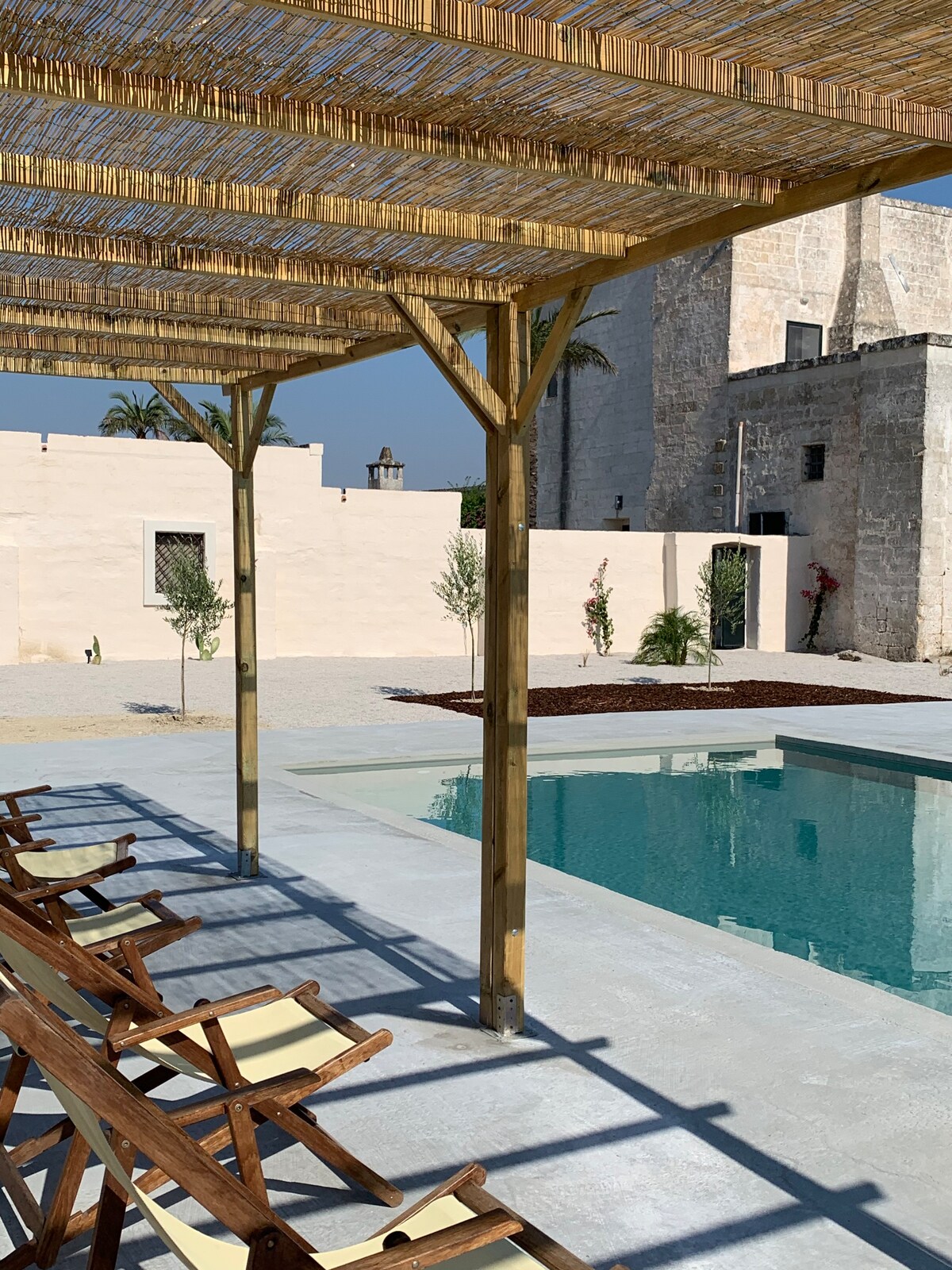 迷人的Masseria La Noa ，带泳池， 10分钟即可抵达海滩。