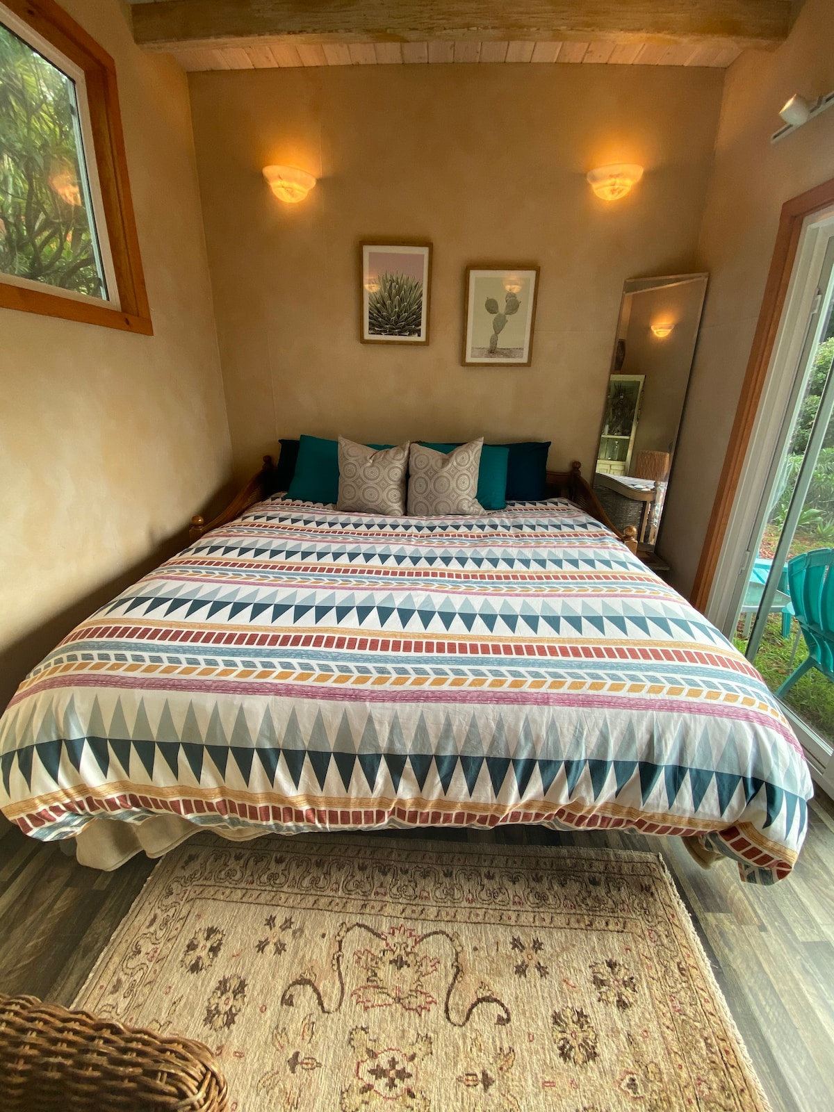 Aptos Mountain Retreat & Spa的Adobe Casita