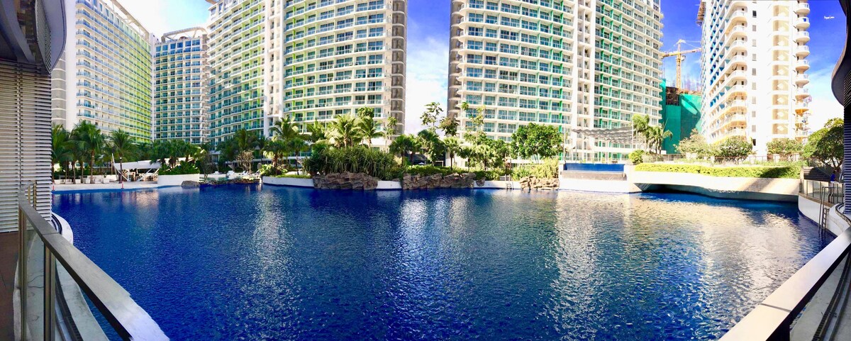 Azure Urban Resort Residences （迈阿密塔）