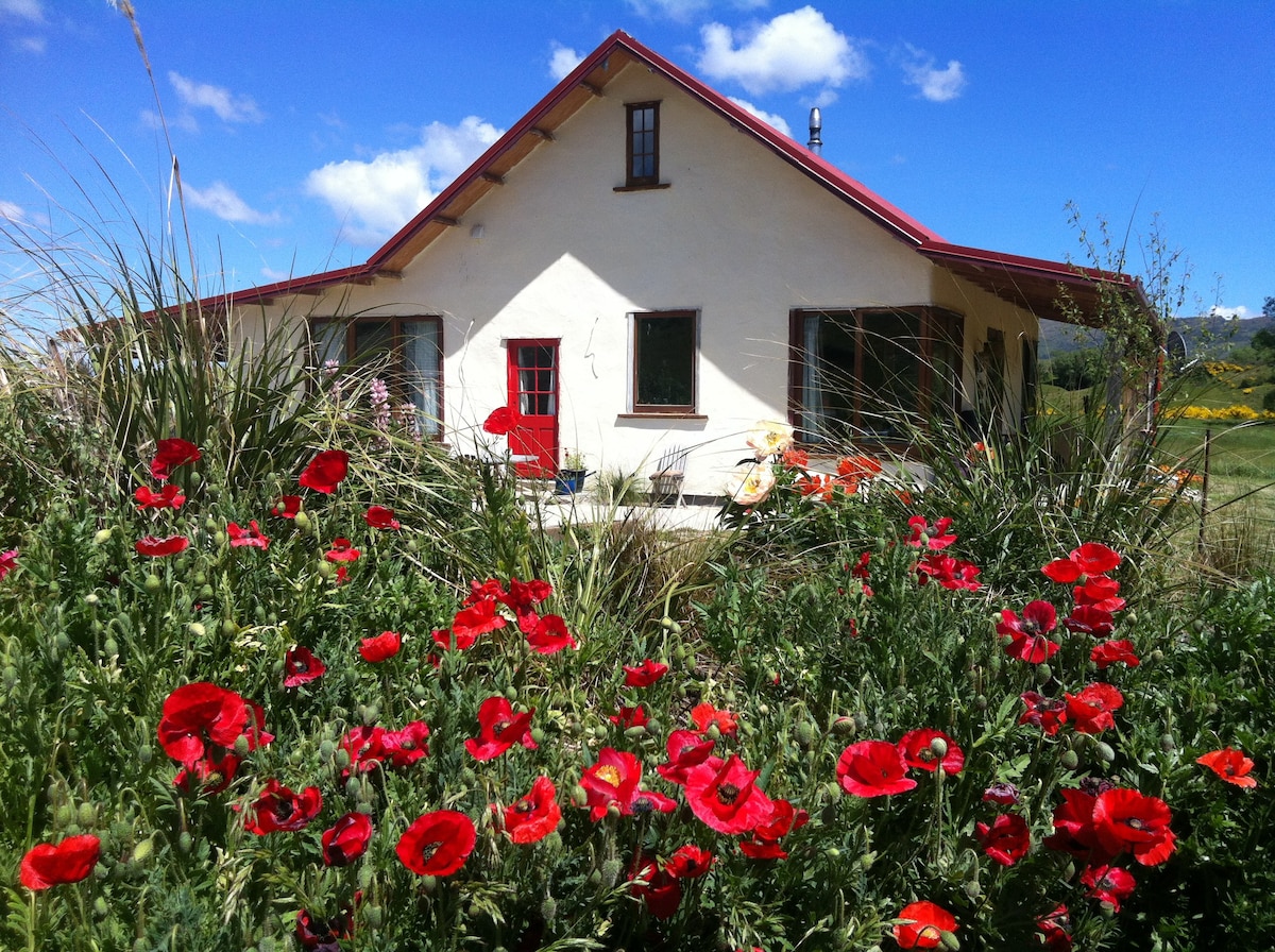 草原之家（ The Strawbale Home ） ， Oturehua ， Central Otago