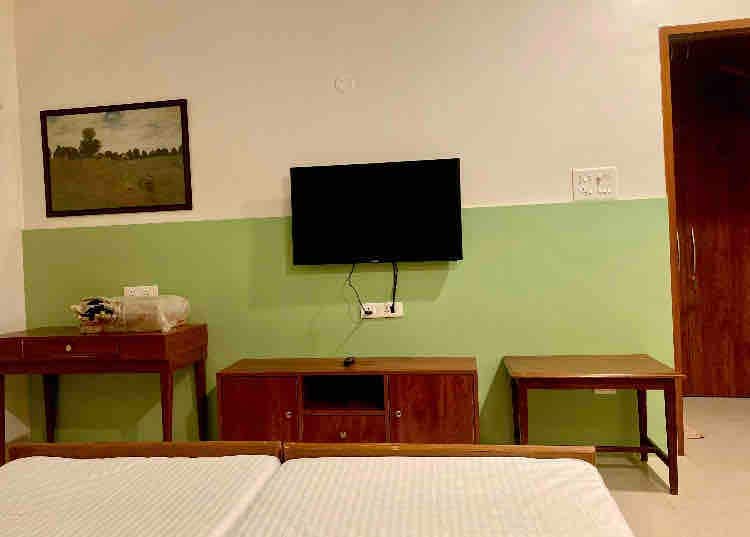 Private Twin bedroom (Green) @107LightHouse