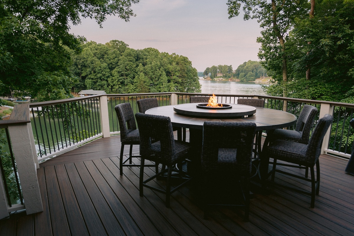 Smith Mountain Lake Designer Home 7day Summer stay
