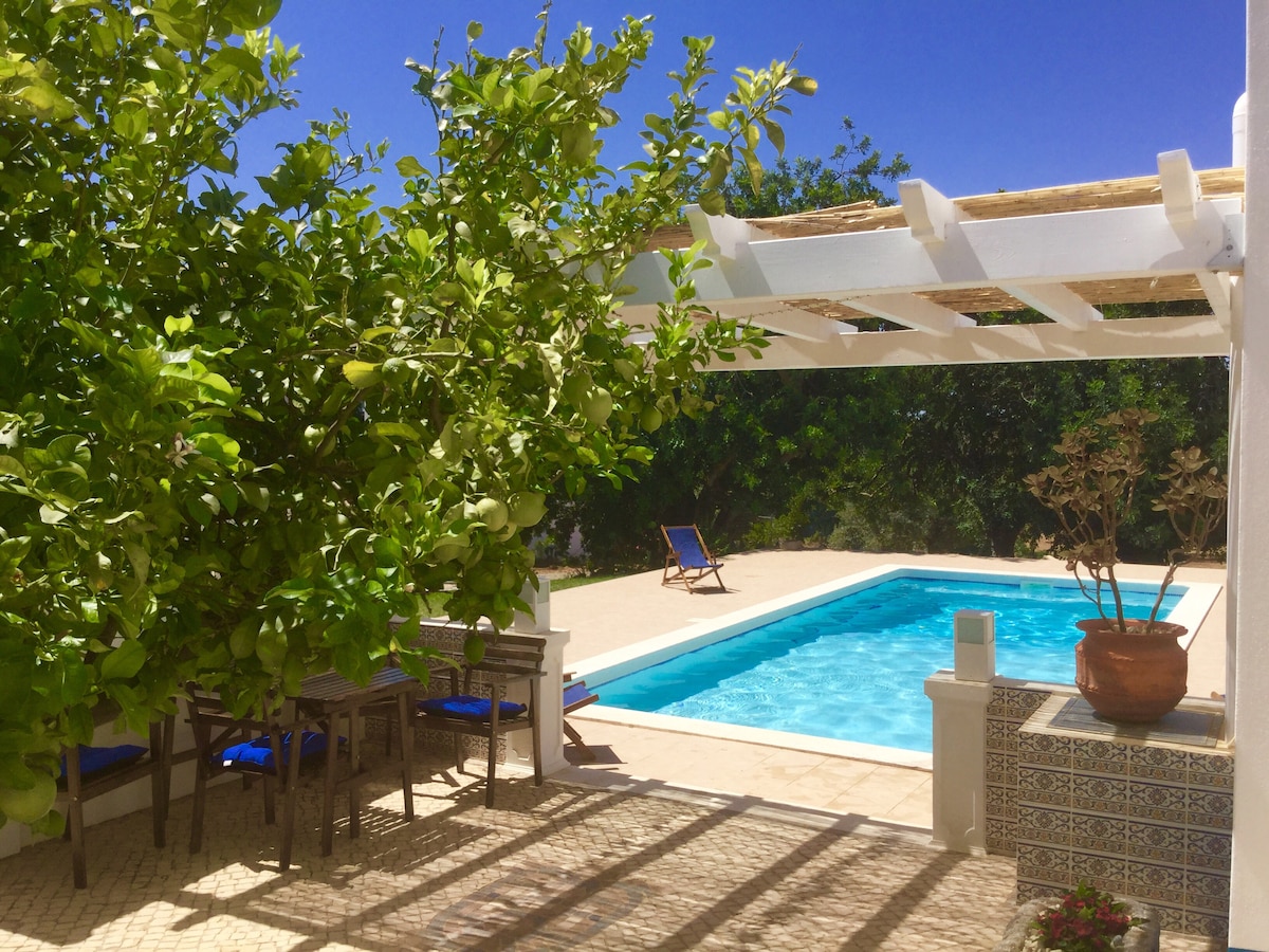 Casa Fonte Santa : Campagne et Océan en Algarve.