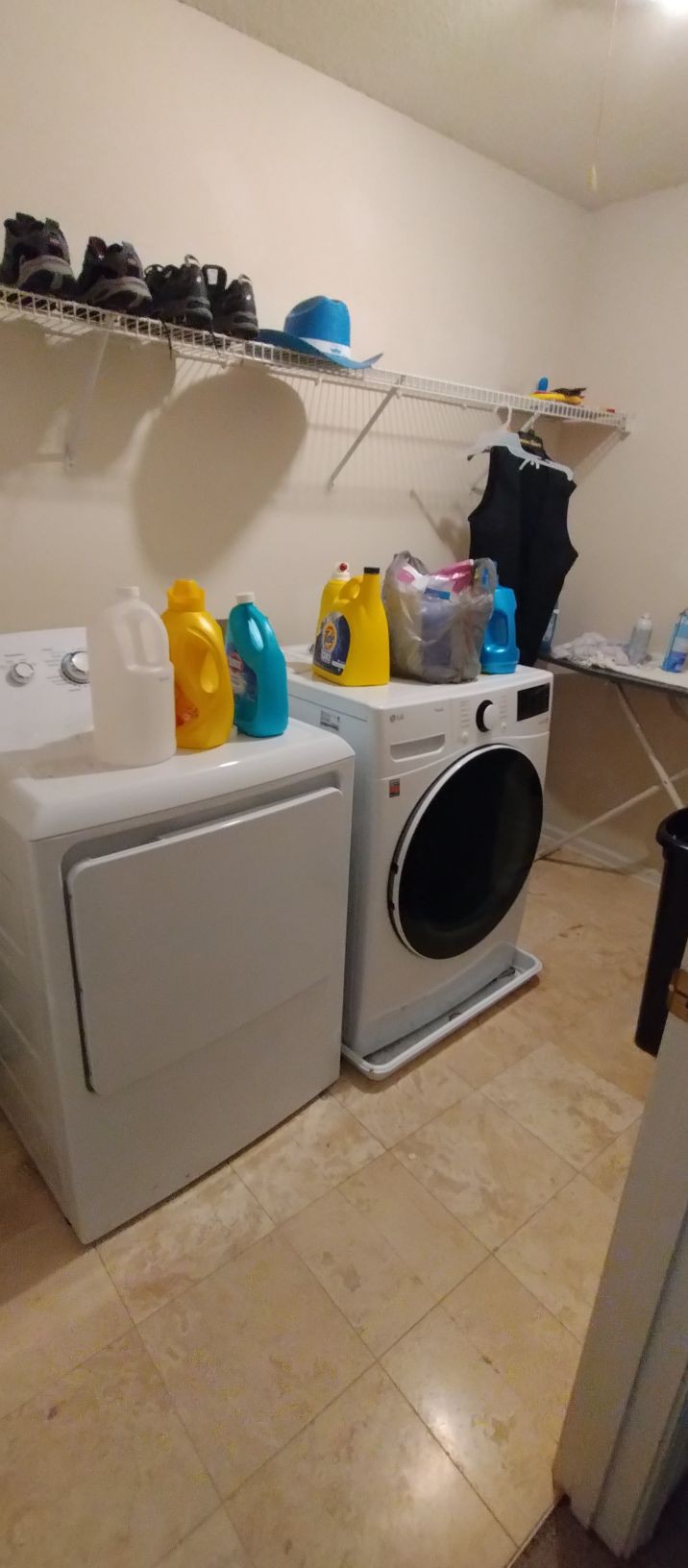 Renta de cuarto en una casa.