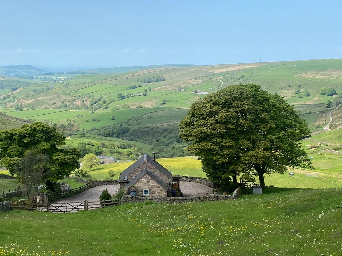 Peak District, Luxury, Quirky & Unique @Epic views