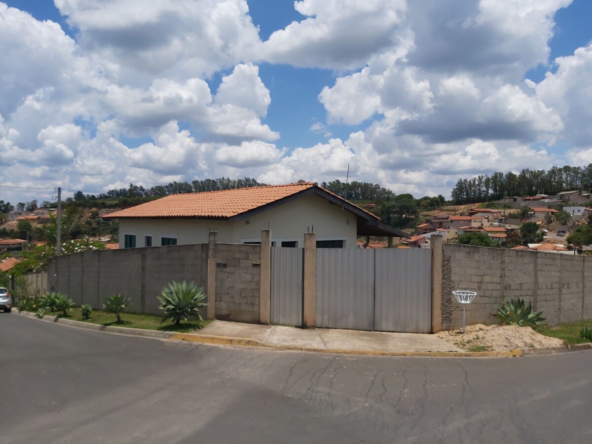 Casa em serra negra本季租金