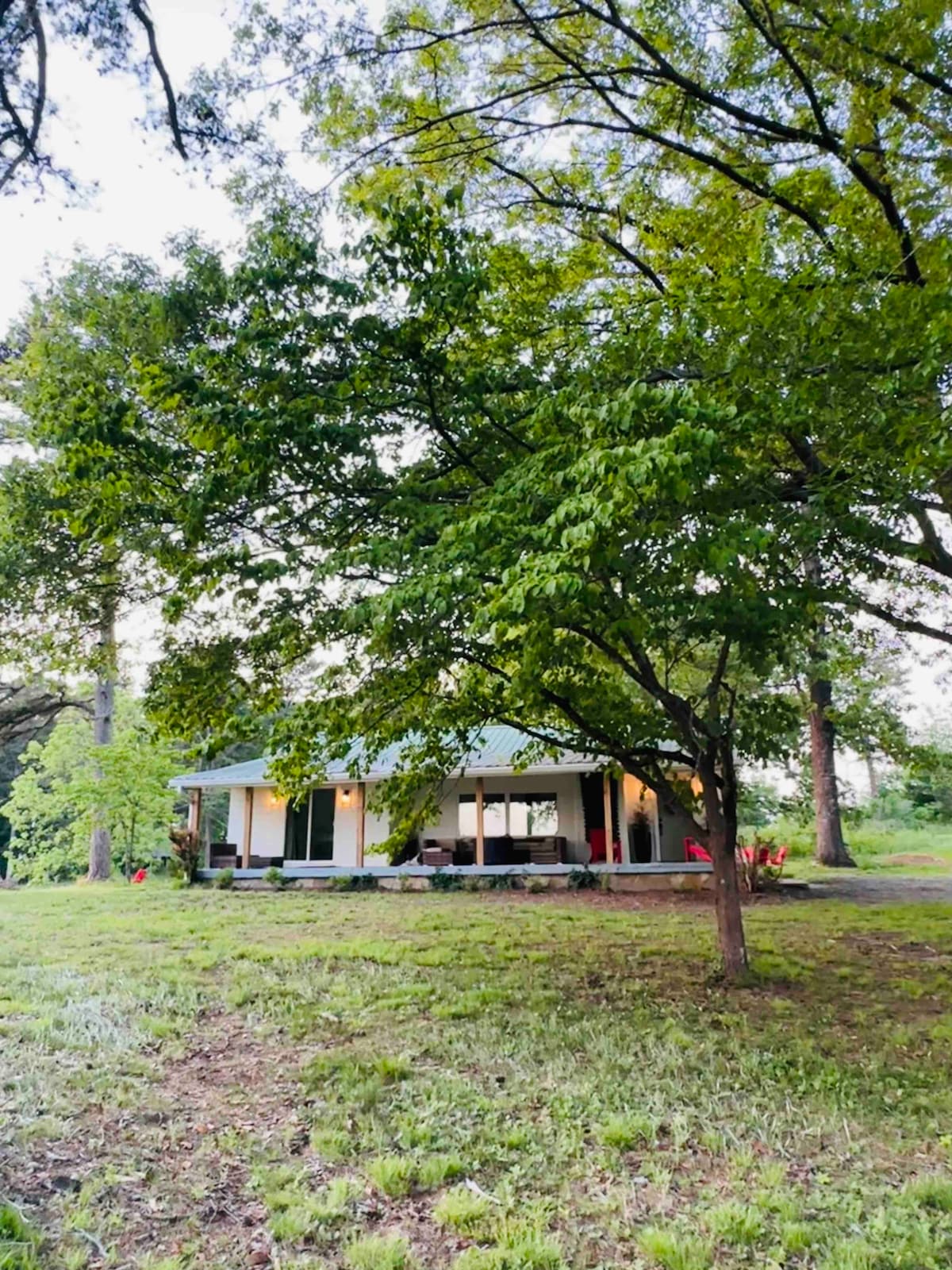 Luxury cottage w/ gorgeous views near Chattanooga!