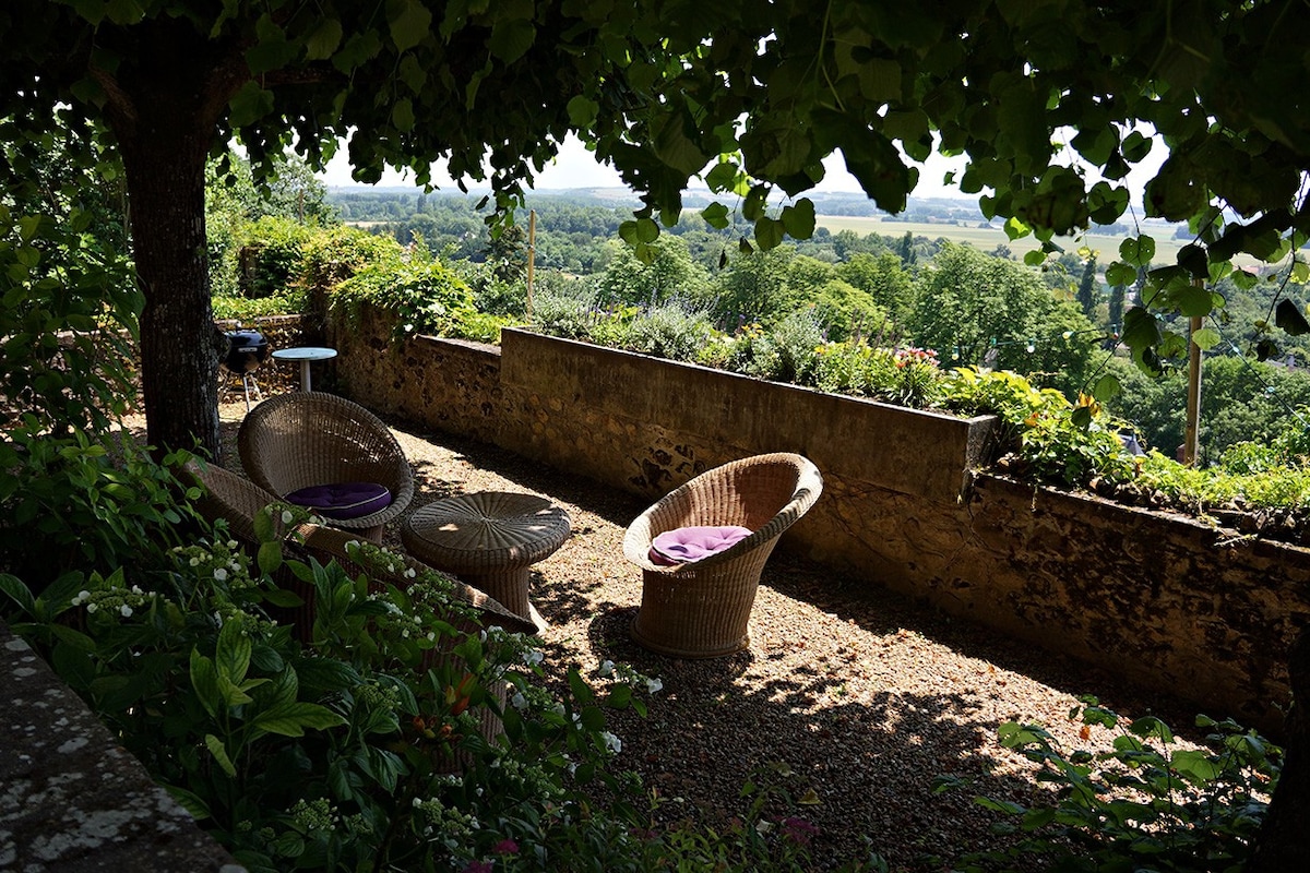 Troglodyte House/Loft troglo