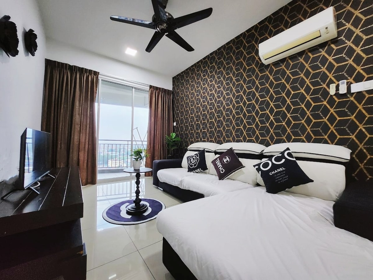 Ipoh town Coco Chanel @majestic 3br (14 pax)