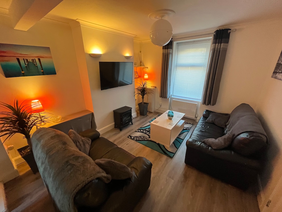 Home in Derry / Londonderry, 5 Min Walk From Uni