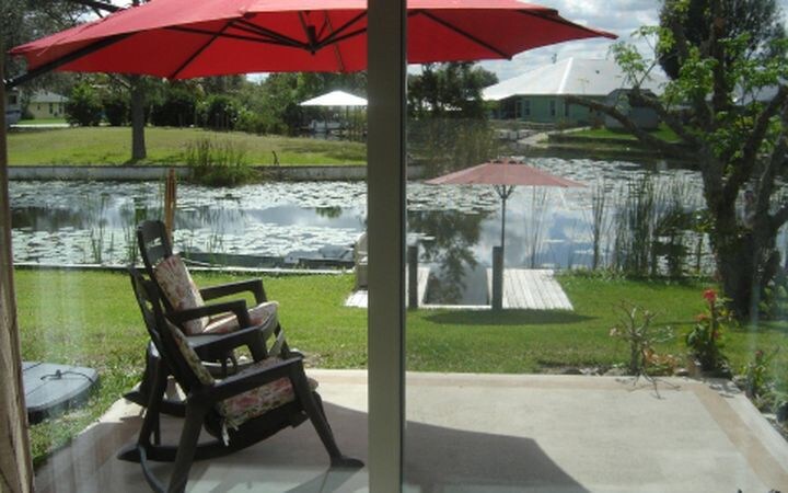 Lake Placid, FL with waterfront/canal & lake view.