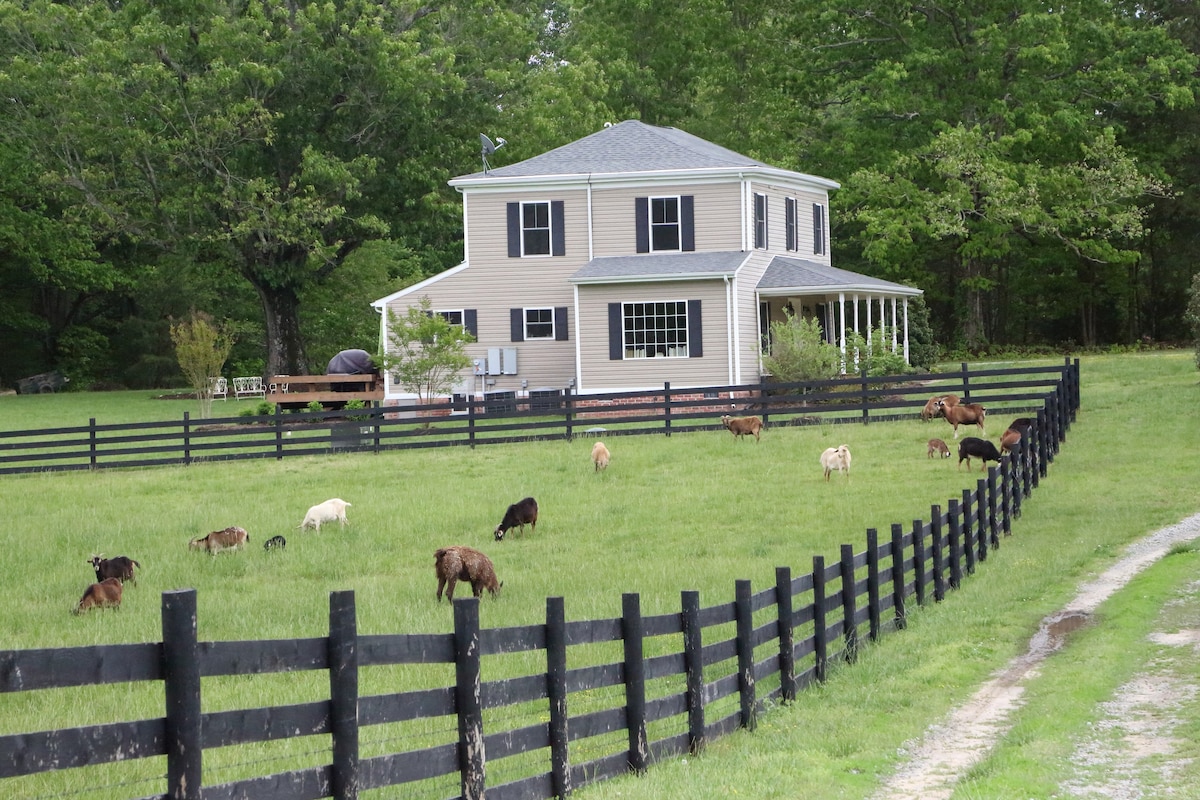 The Farm House at Waverly Farms