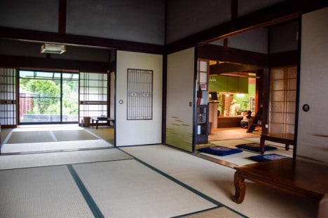 オーナーと一緒に古民家暮らしを楽しむ、民宿「郷の家」。Gonoie in Setouchi