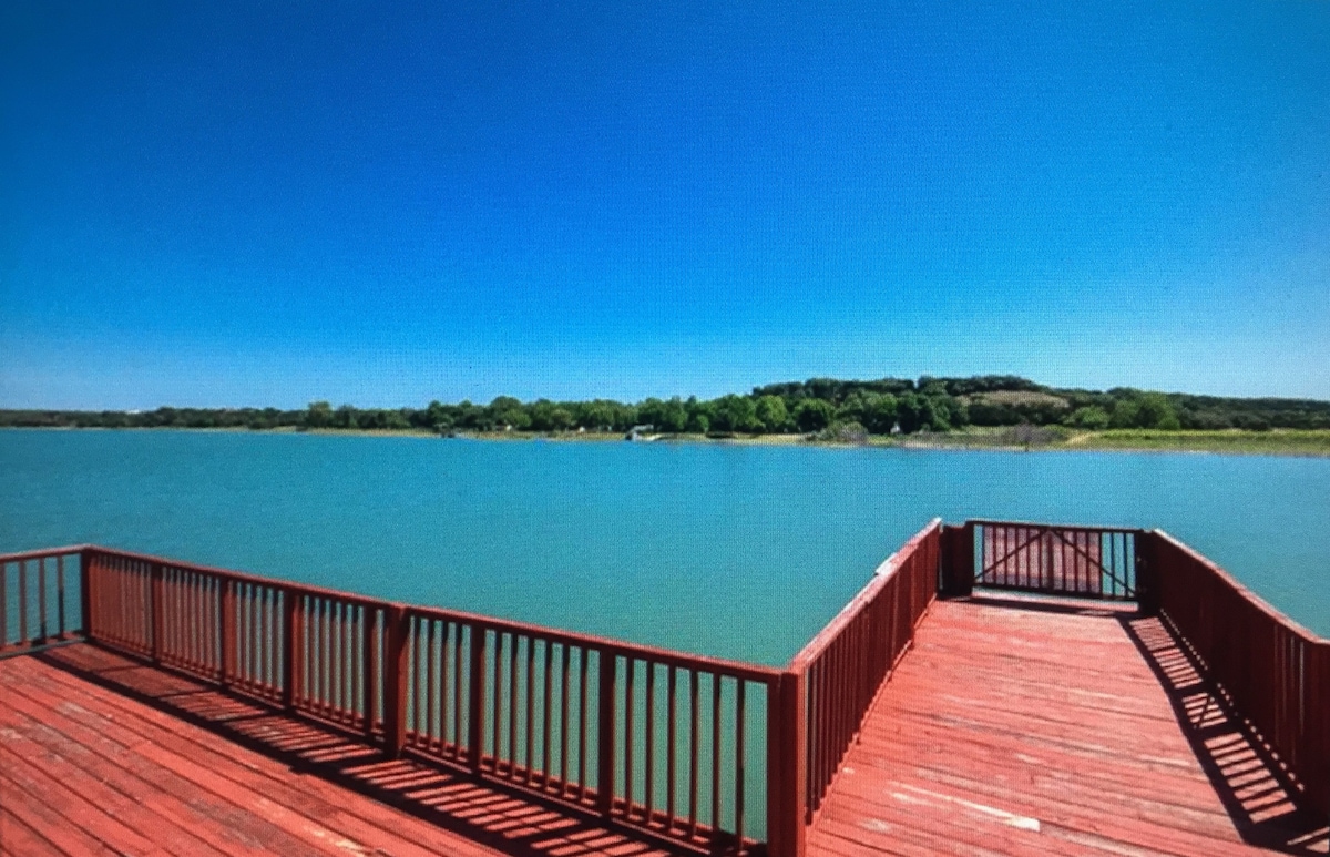 麦地那湖（ Medina Lake ）红码头度假湖之家（ Red Dock Retreat Lake House