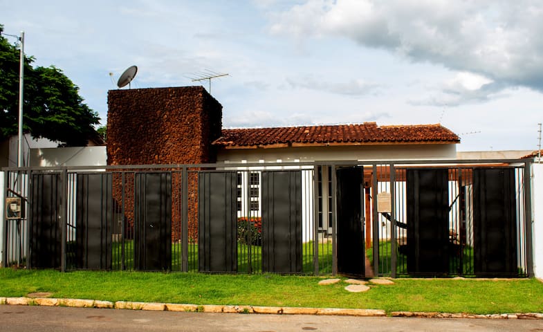 库亚巴 (Cuiabá)的民宿