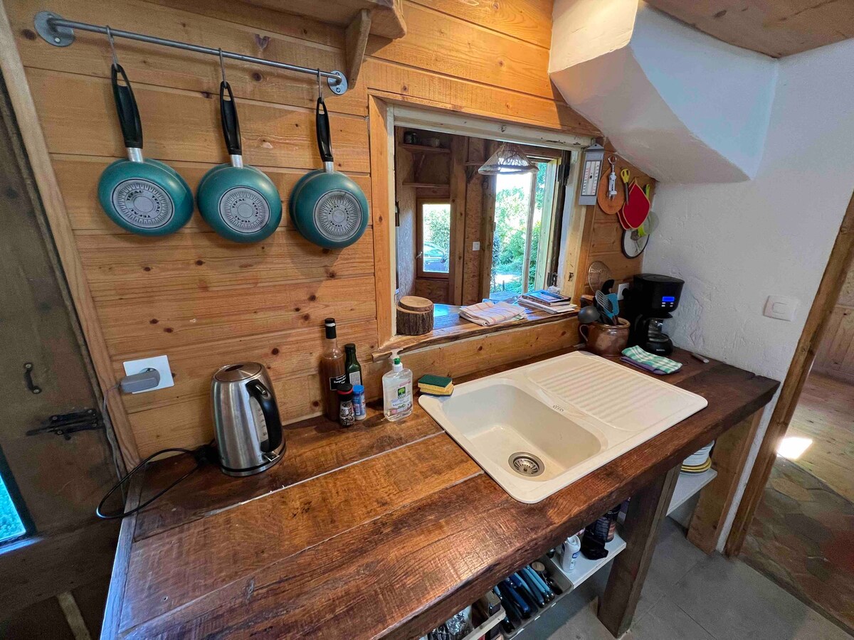 Cabane dans les bois