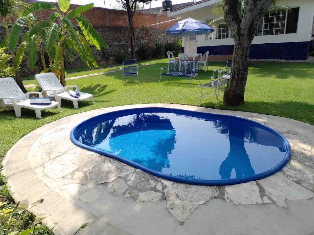 CASA AZUL - Confort con jacuzzi privado