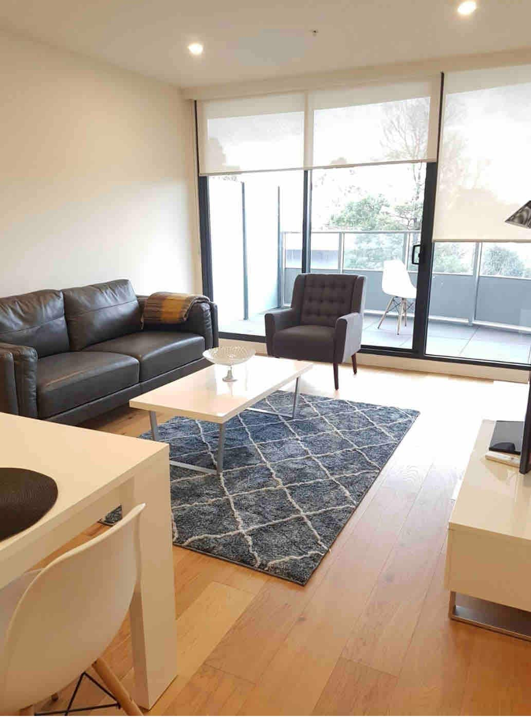 Bundoora 2bd2卫，安全的停车场，靠近所有地方