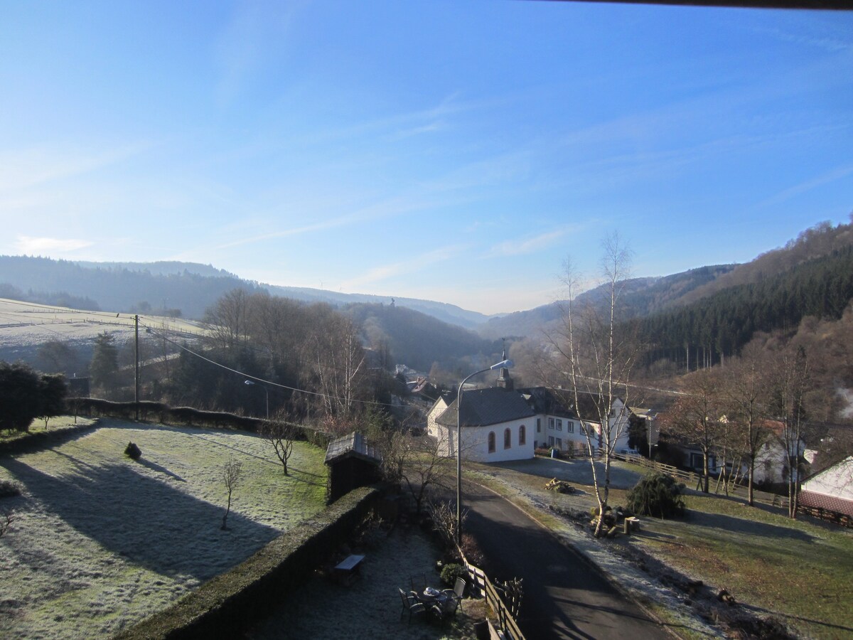 Eifel B&B Zendscheid ，可欣赏美景和宁静