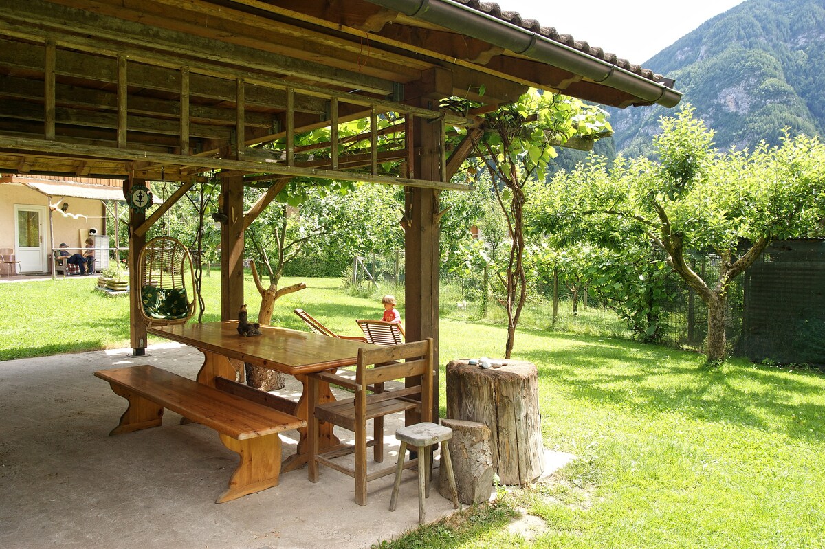 白云石山脉的Casa Zugliani ，拥有宽敞的花园
