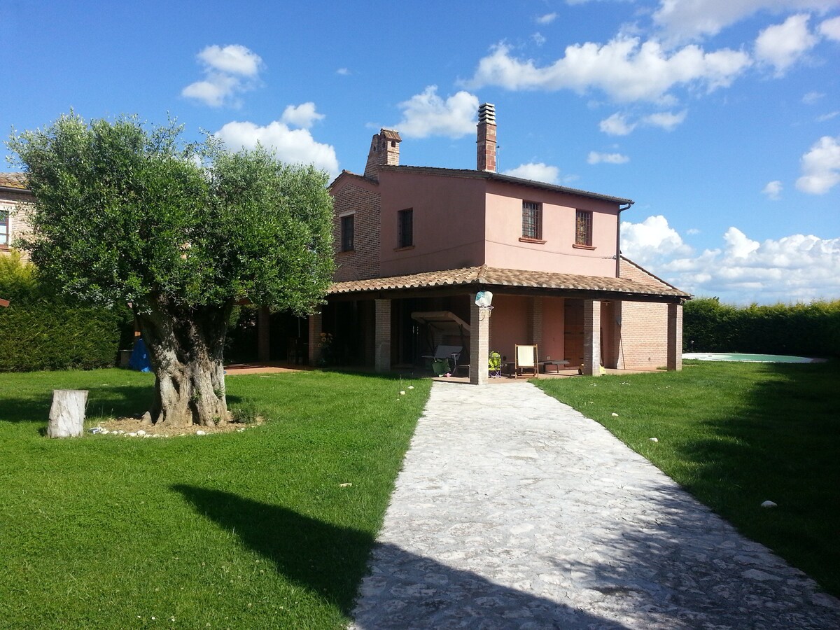 Tuscany Villa Girasole