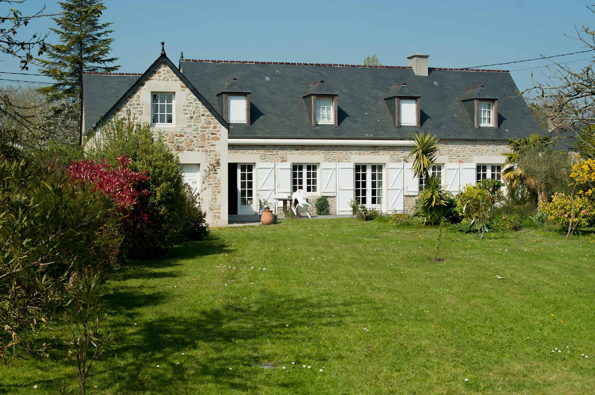 Maison, proche des plages débarquement, à 80m mer