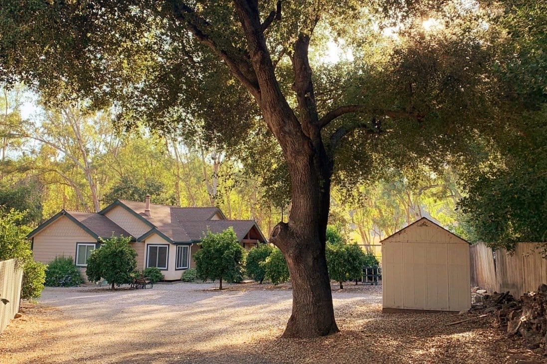 Ojai Arbolada乡村小屋内的宁静