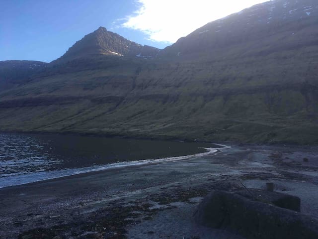 Árnafjørður的民宿