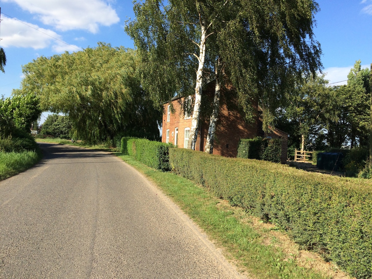 Bresby Cottage, 3 Bedroom Country Cottage